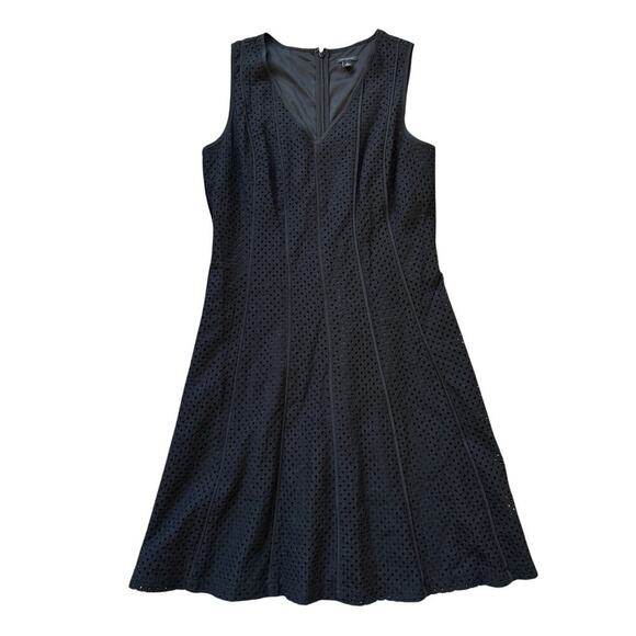 Ann Taylor Dress, size 8, Black, Sleeveless, sheath dress - Picture 1 of 10